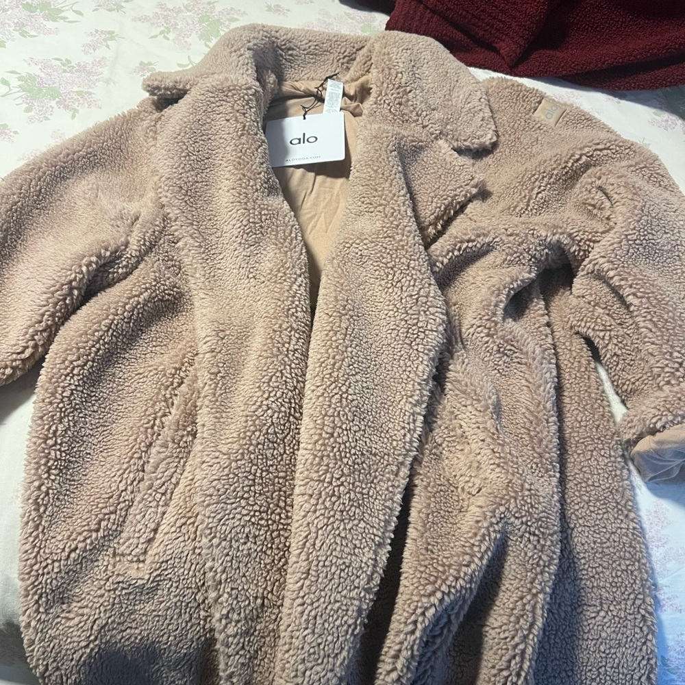 ALO Yoga Cream Teddy Jacket